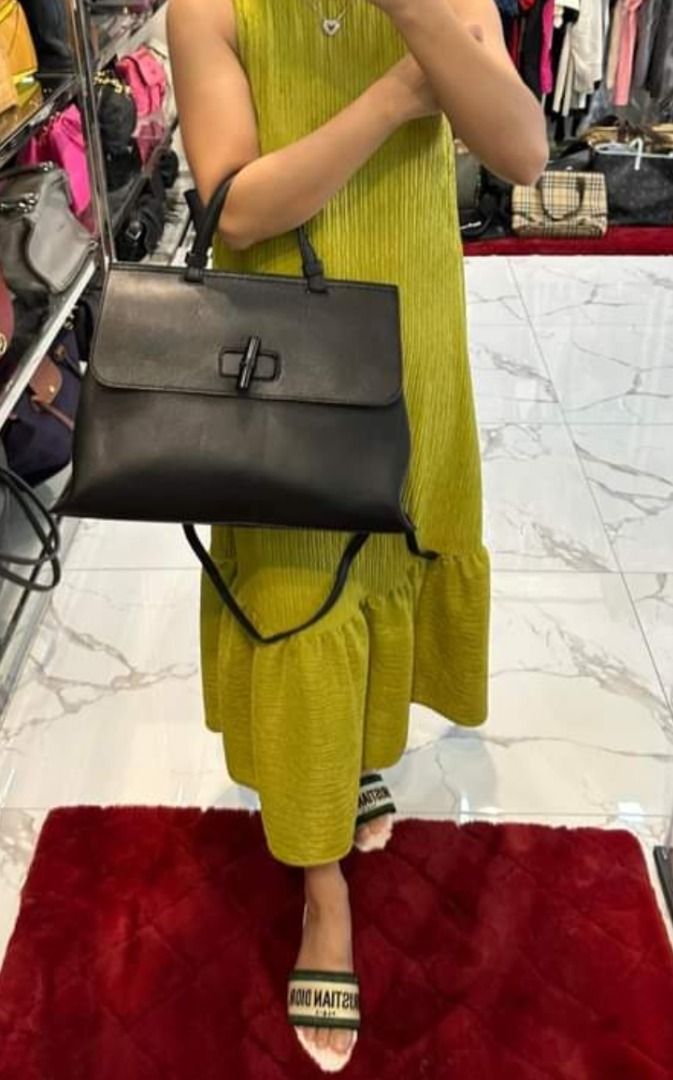 Gucci bamboo daily top handle bag discount