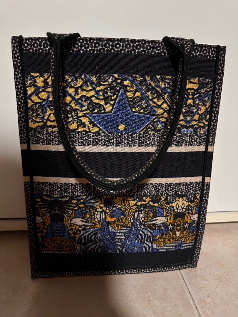 Small Carry Tote Bag main image 1
