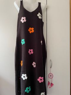(Category: ) located in . Submitted by Sasha.closet (Listing ID 1242026543, Image 1). Description: .