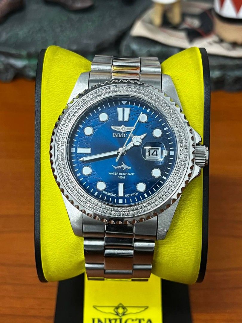 Invicta 100m water resistance sale