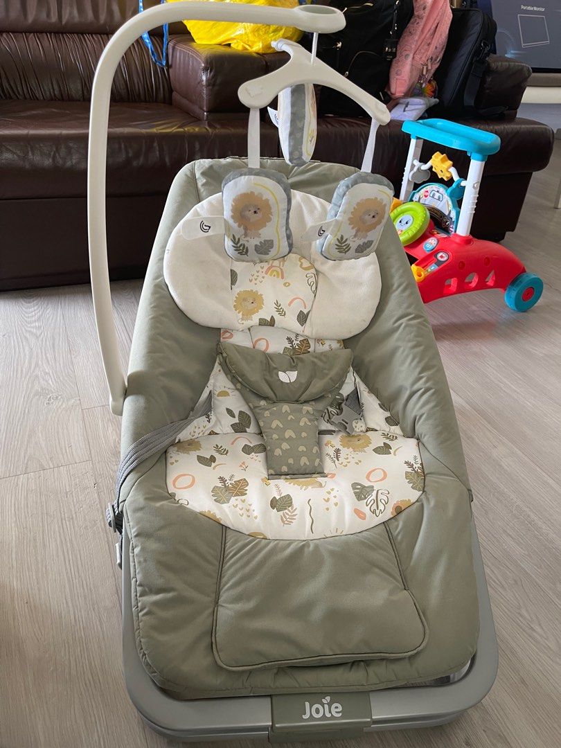 Joie dreamer baby bouncer in the rain reviews 2025