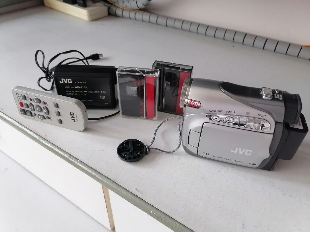 JVC DIGITAL video camera , DV camera, Photography, Video Cameras on