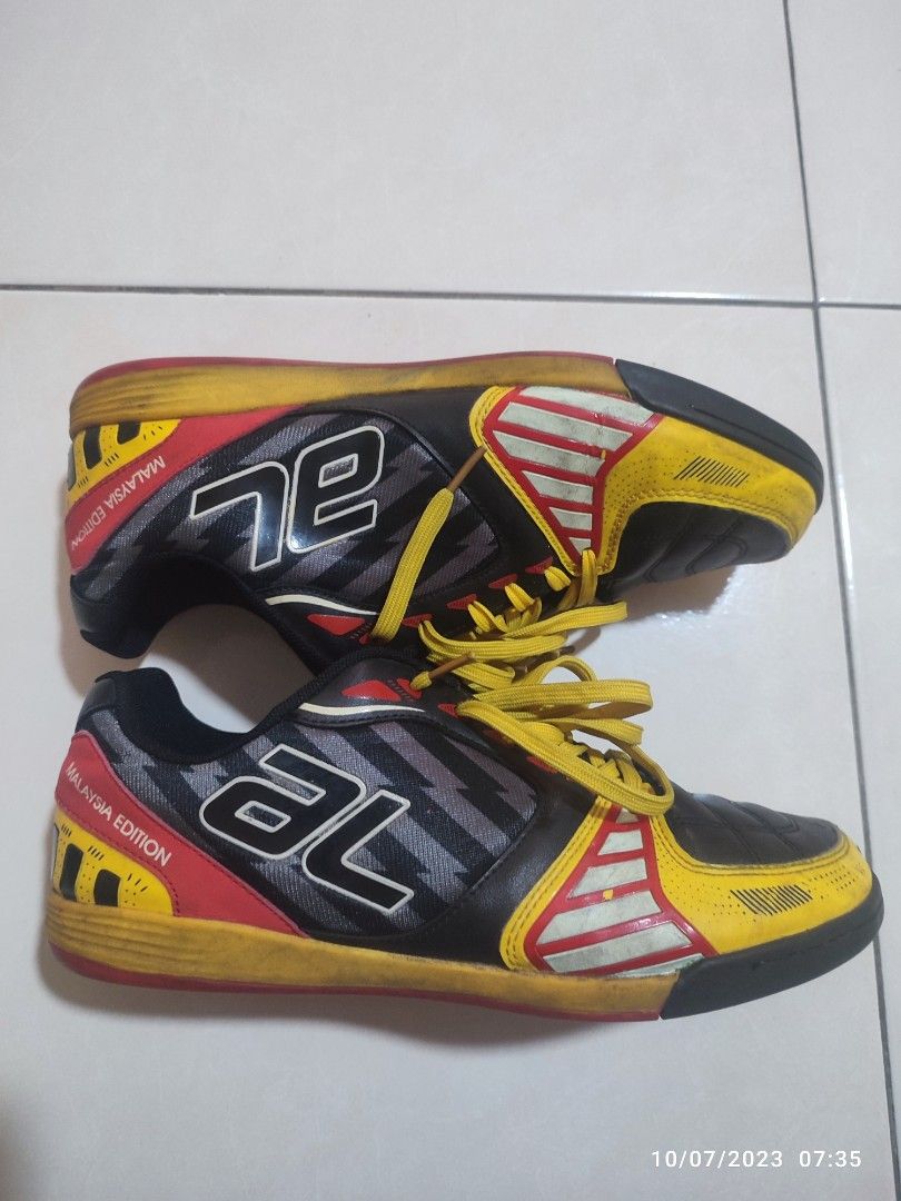 kasut futsal nike al ikhsan