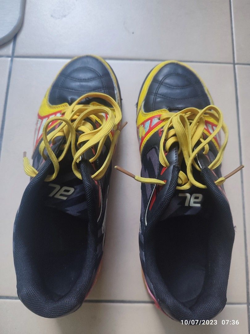 kasut futsal nike al ikhsan