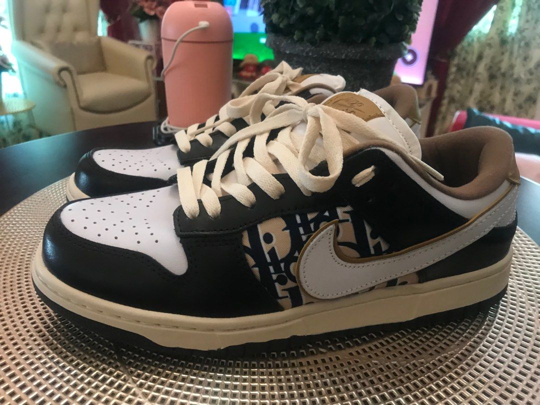 Nike deals dior dunk