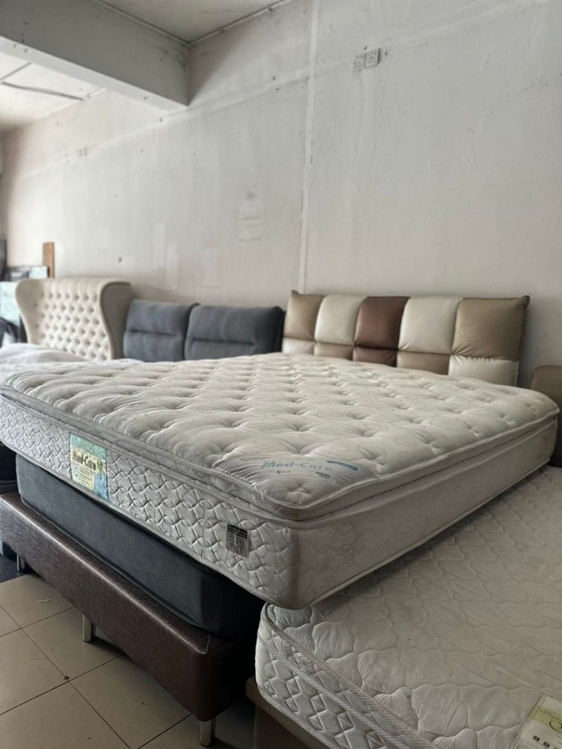 KING KOIL MEDCARE ORTHOPEDIC, Furniture & Home Living, Furniture, Bed