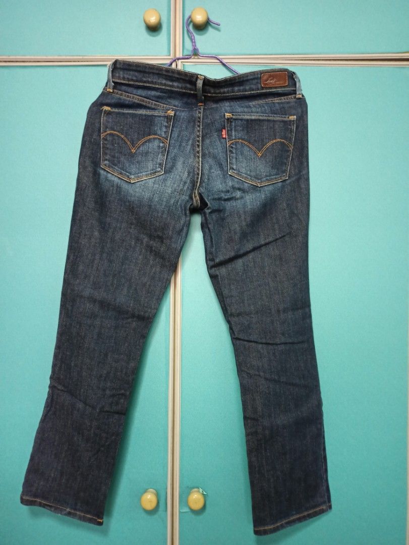 Levi s Jeans Demi Curve Straight Leg Women s Fashion Bottoms Jeans Leggings on Carousell