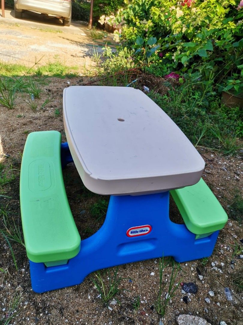 Little tikes easy store junior play table outlet