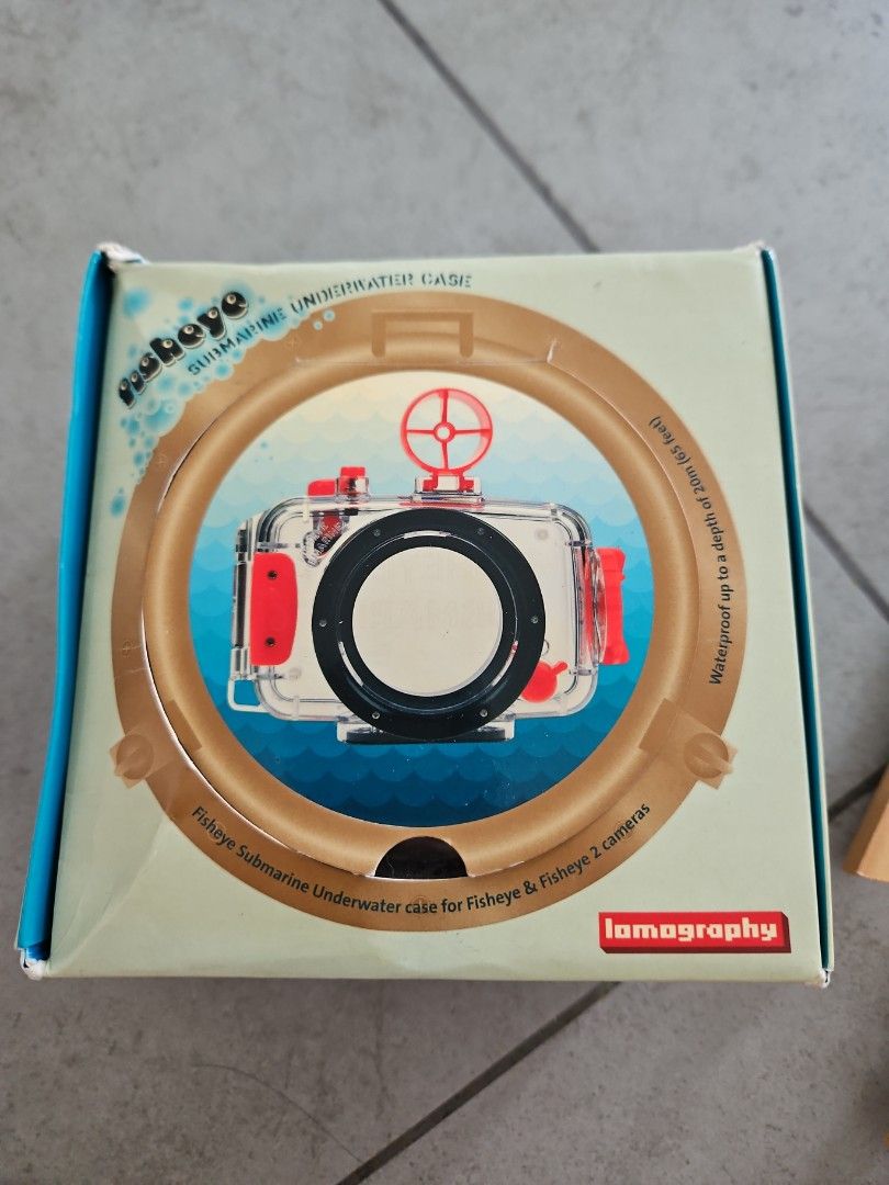 lomography fisheye submarine