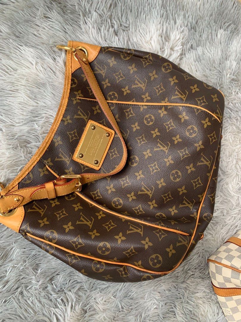 Louis Vuitton Galliera PM Monogram Canvas Hobo Shoulder Bag Brown