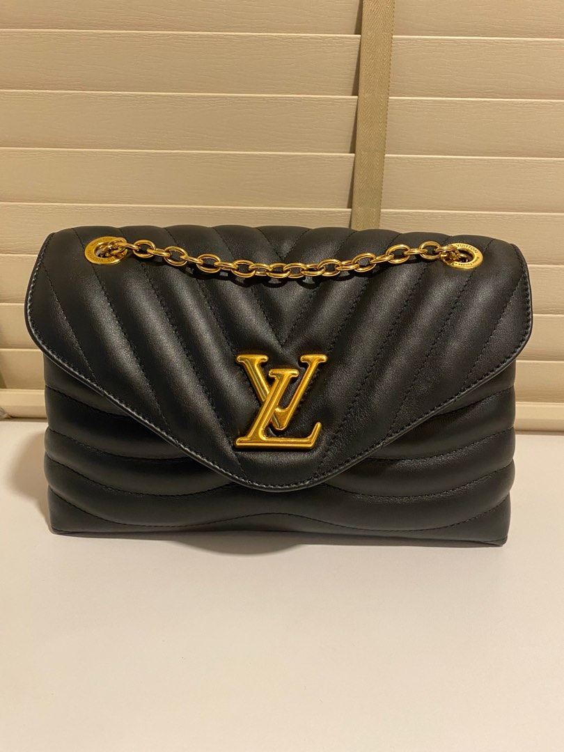 Louis Vuitton New Wave Chain Bag • Cold Brew Vibes