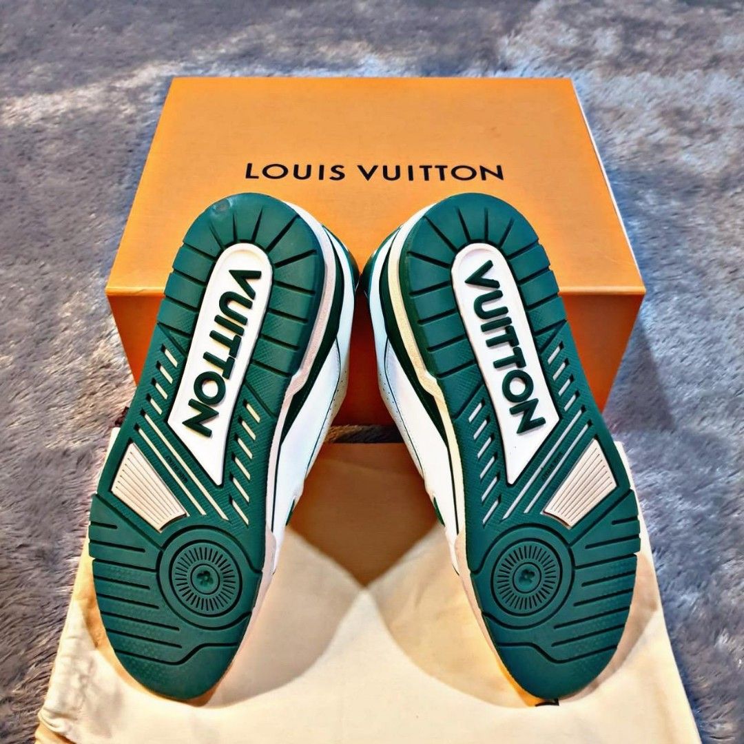 Keren! Louis Vuitton Hadirkan Sneaker Unisex Pertama yang Ramah