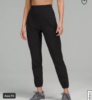 Lululemon adapted state high rise jogger black size 4