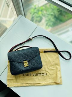 LV Louis Vuitton Metis (bought from HK LV Shop), 女裝, 手袋及銀包, 長銀包- Carousell