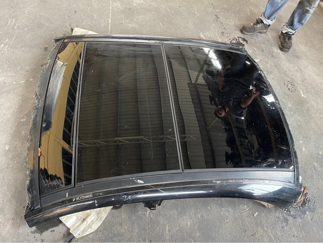 MercedesBenz W211 E240 Avantgarde Penoramic sunroof moonroof Original