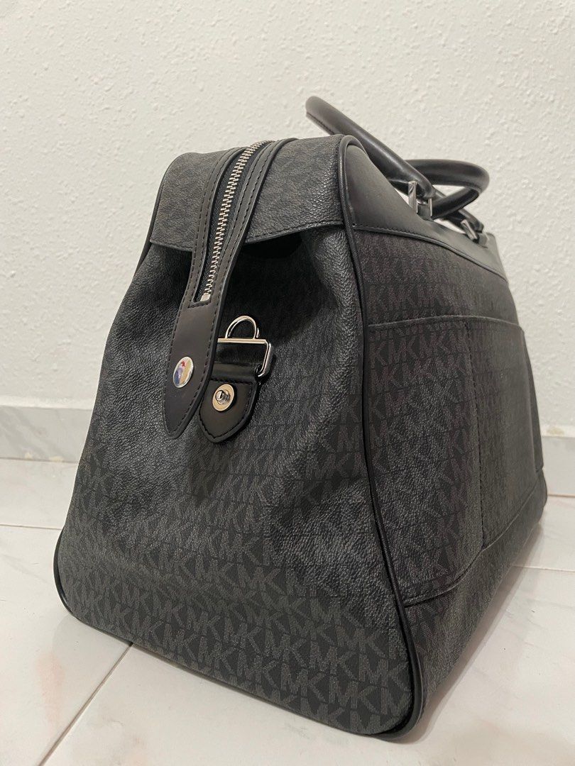 Michael Kors Mk Travel Large Luggage Top Zip Weekender Bag- Black, Hobbies  & Toys, Travel, Luggage On Carousell