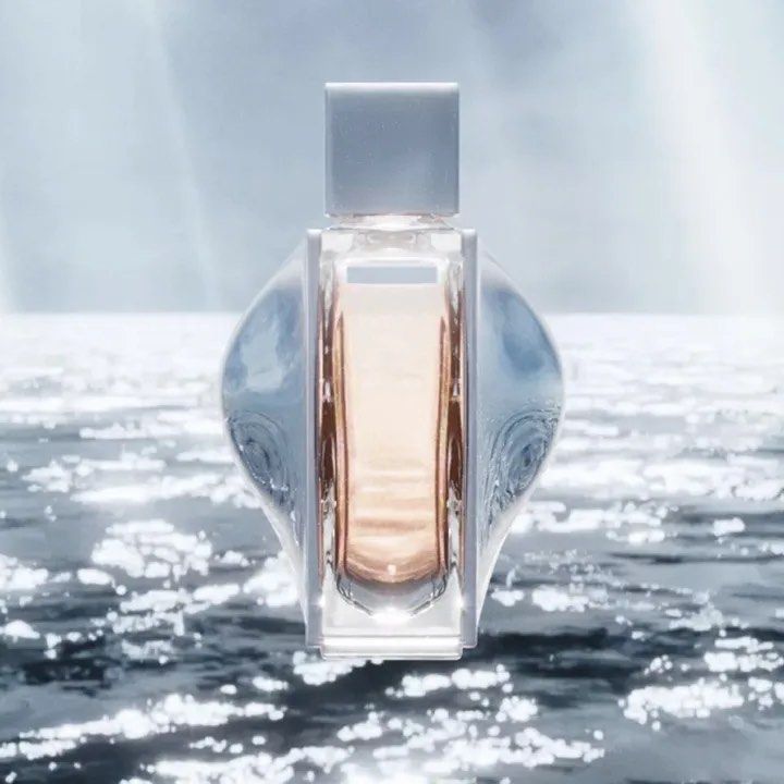 MIKIMOTO 首款珍珠母貝精品香水Eau de Parfum 台北101櫃上購入, 名牌