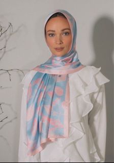 MIMPIKITA Norea Satin Shawl in Sky Blue