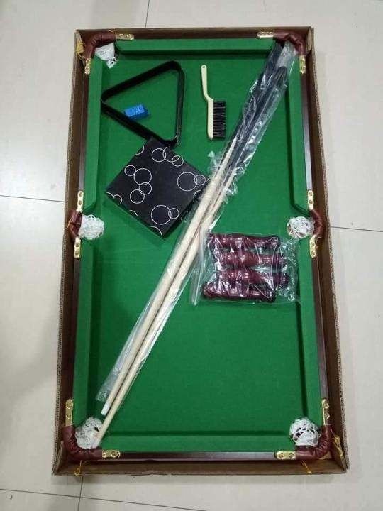 Mini Billiard Table (Category: Billiards and Bowling) located in Quezon City. Submitted by dianaibarraajoc (Listing ID 1242116461, Image 1). Description: (Length) 36 inches, (Width) 21 inches, (Height) 7 inches Complete set includes tako brush & billiard balls .