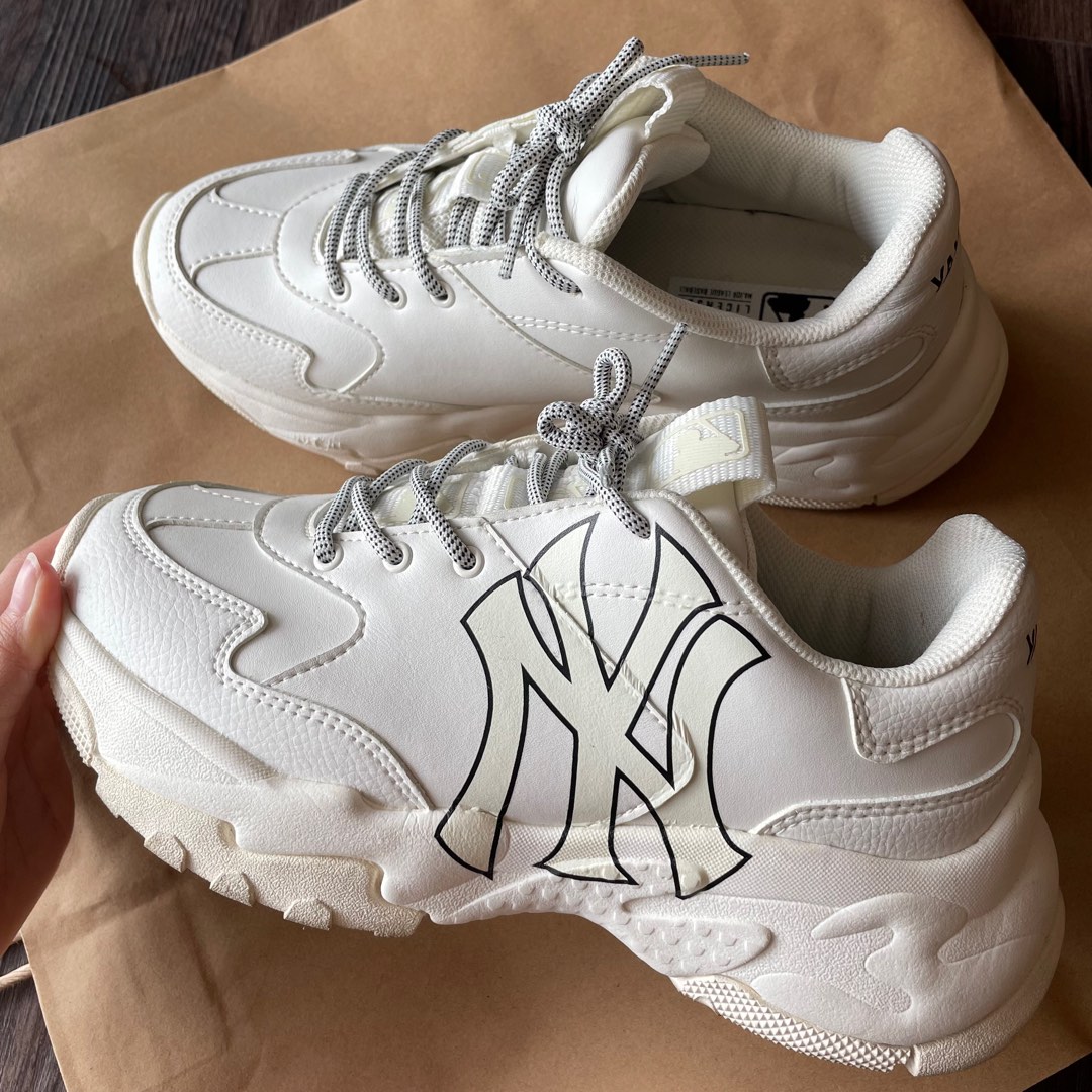 MLB Chunky Liner New York Yankees Shoes NY Baseball Sneakers White