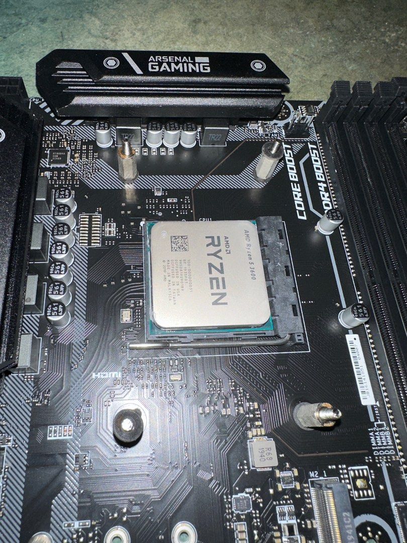 msi b450 tomahawk max ii with Ryzen 5 3600