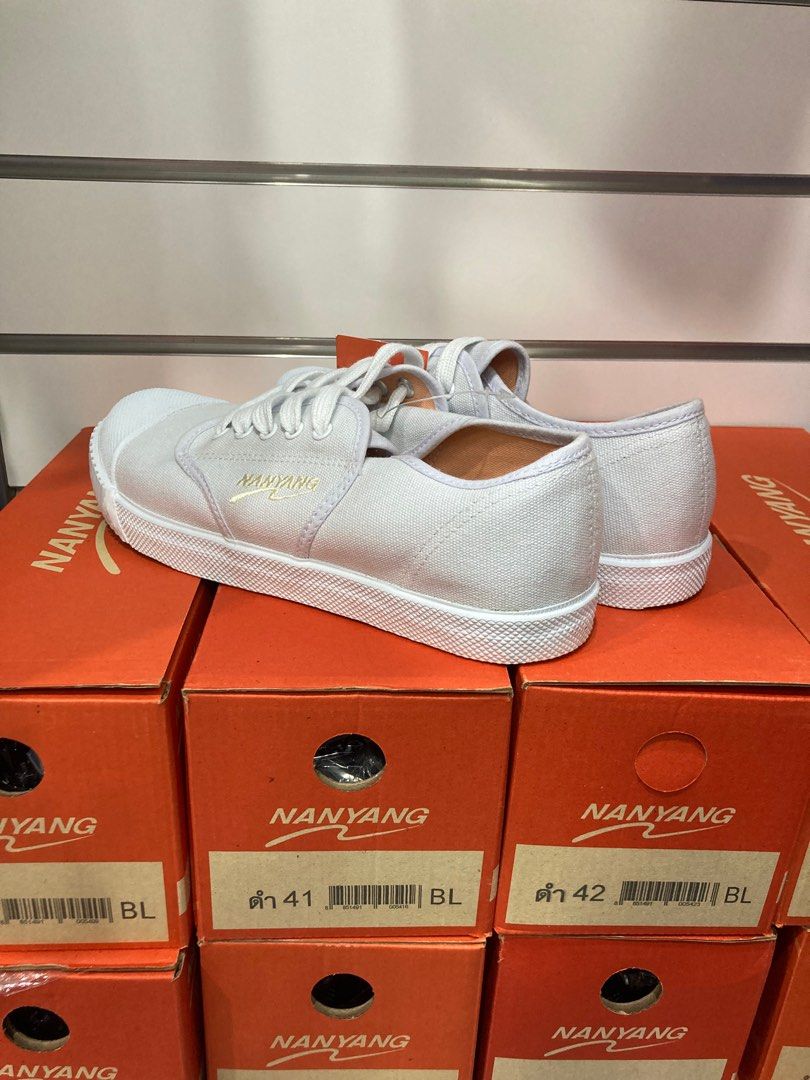Nanyang Sepak Takraw Shoes 20 Men s Fashion Footwear Sneakers on Carousell