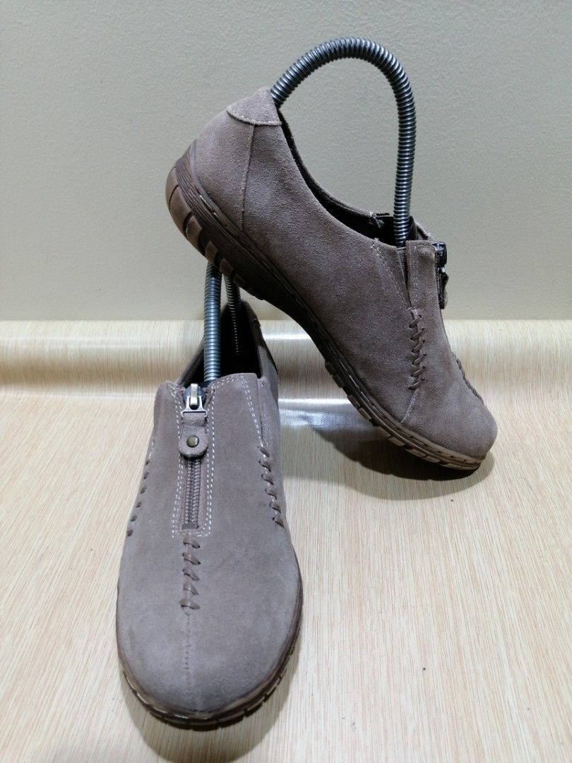Naturalizer Size 6.5 Women Suede Leather Slip On Shoes Women s