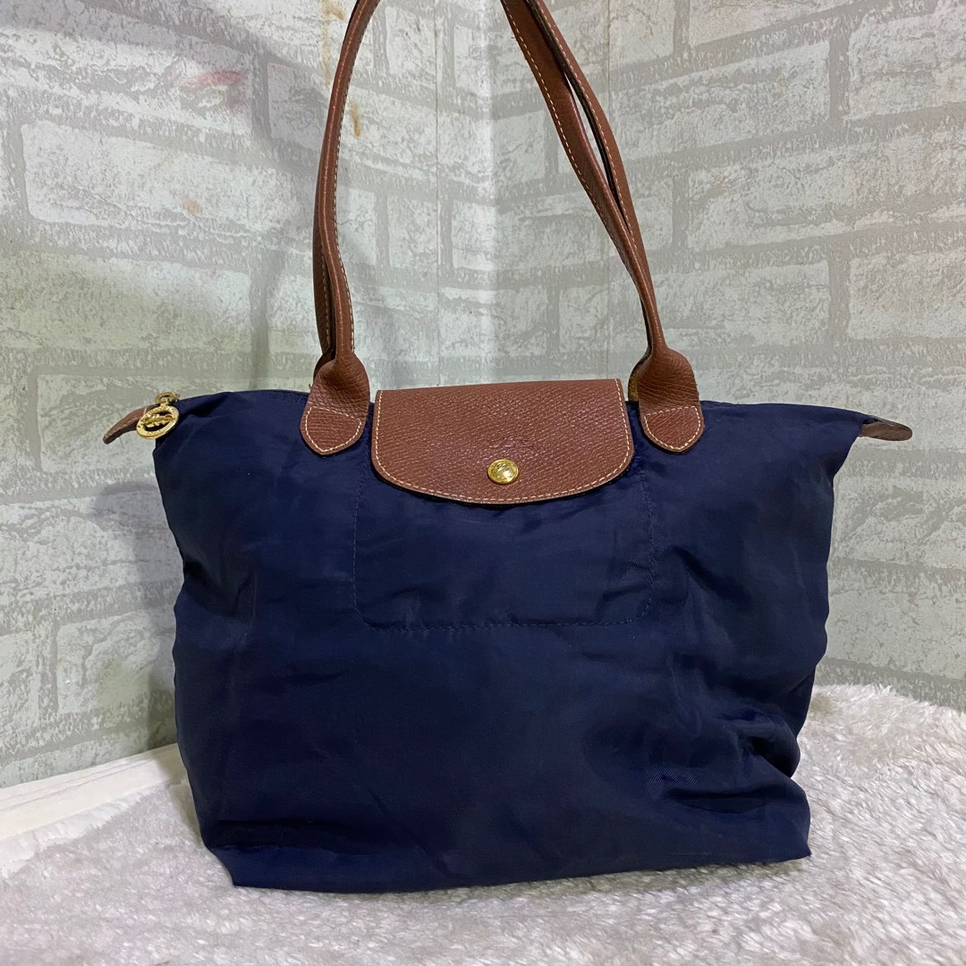 Longchamp Le Pliage Cuir Burgundy Small Two way Bag., Women's Fashion, Bags  & Wallets, Tote Bags on Carousell