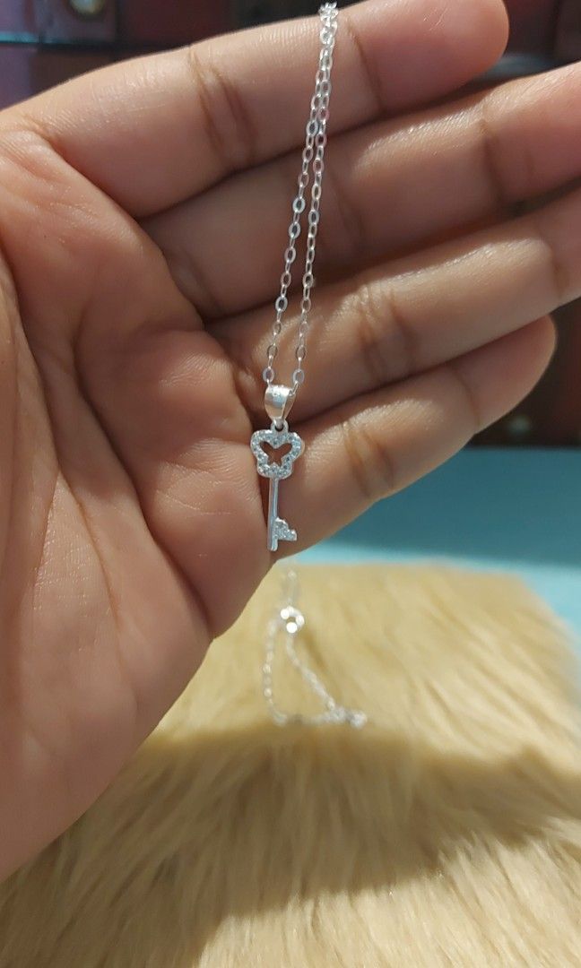 Kohls key necklace sales