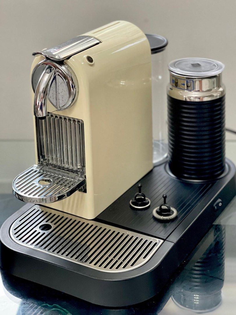 Nespresso Citiz Coffee Machine with attached milk frother, TV & Home