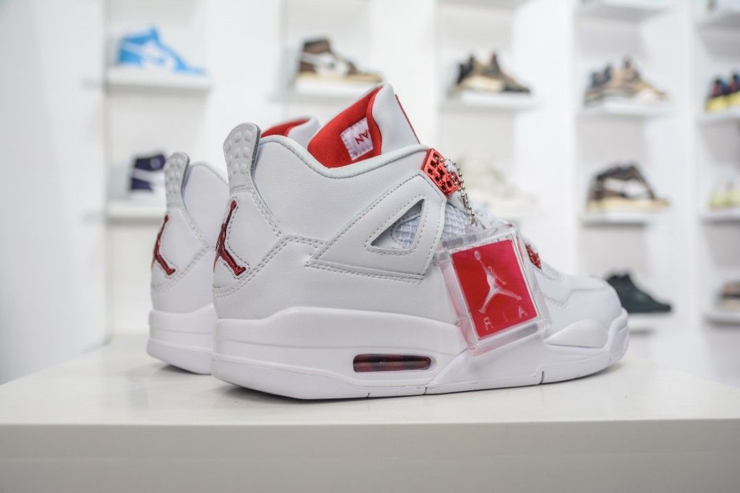 Air Jordan 4 Retro Red Metallic