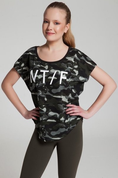Nike camo shirt sales womens