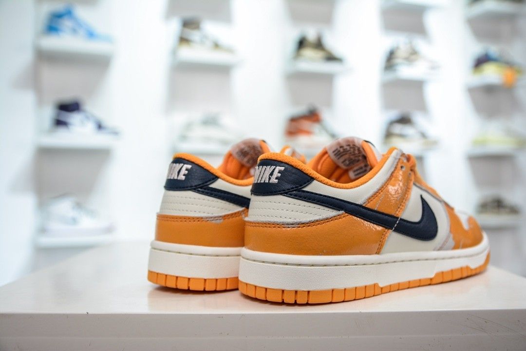 Nike Dunk Low Wear and Tear - FN3418-100