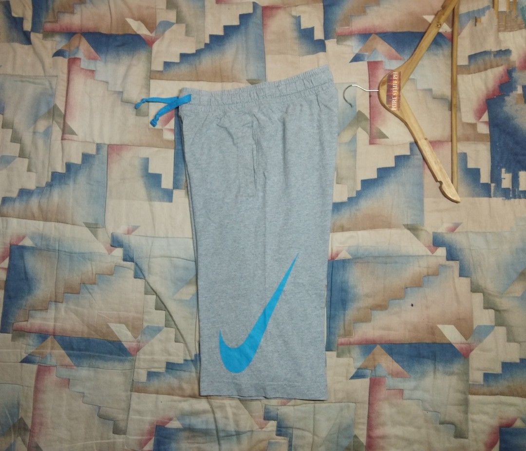 nike below the knee shorts