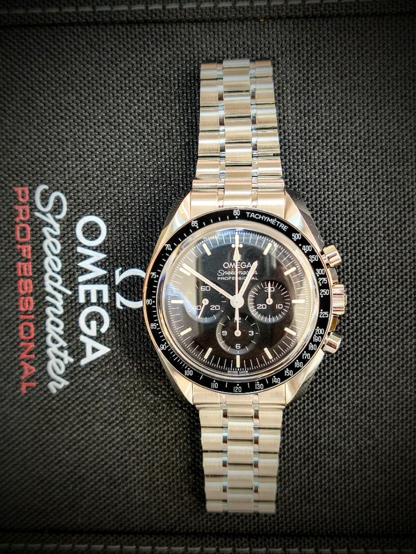 OMEGA SPEEDMASTER MOONWATCH SAPPHIRE CRYSTAL 42MM 31030425001002