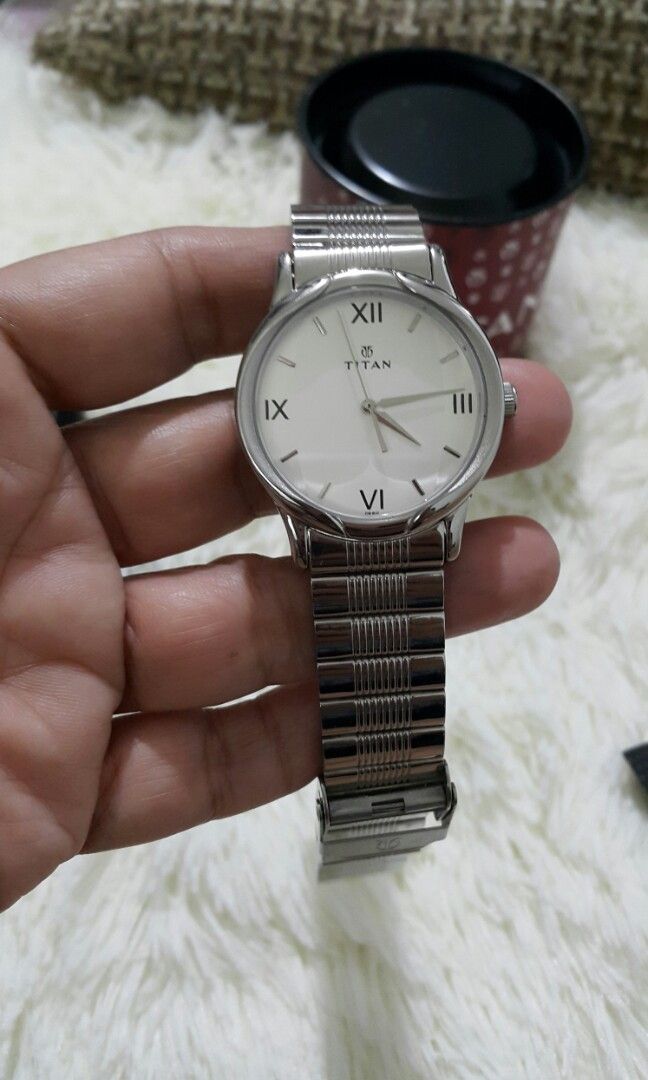 Titan watch best sale original