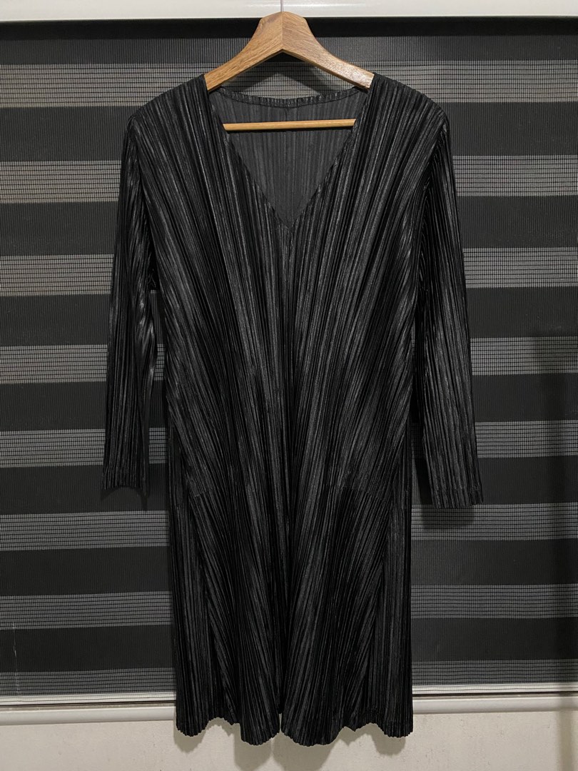 Pleats Please issey miyake - black pleats dress, Women's Fashion ...