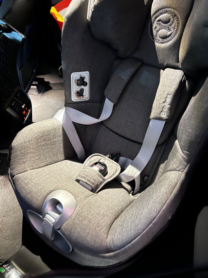Cybex Sirona Z i-Size Plus Car Seat