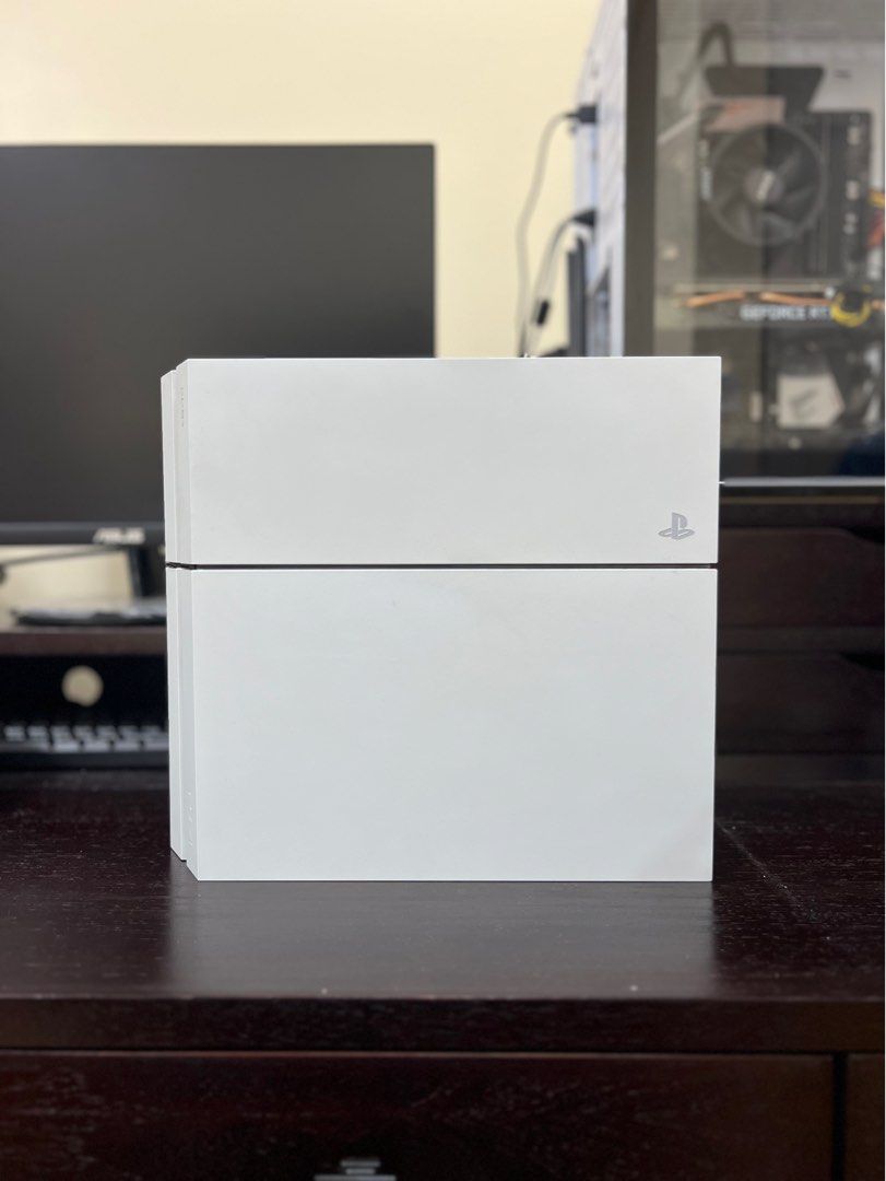 PS4 - 500GB (Glacier White) (Category: PlayStation) located in Quezon City. Submitted by past.tense (Listing ID 1242072383, Image 1). Description: PS4 Glacier White 500GB Comes with power supply and 1 Controller! RFS: Upgraded .