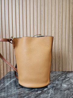 Loewe Anagram Gate Bucket Bag In Natural Calfskin