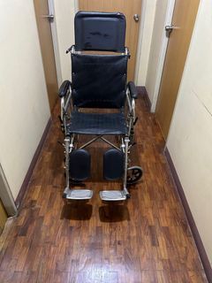 Reclining Wheel Chair With Head Rest and Leg Rest