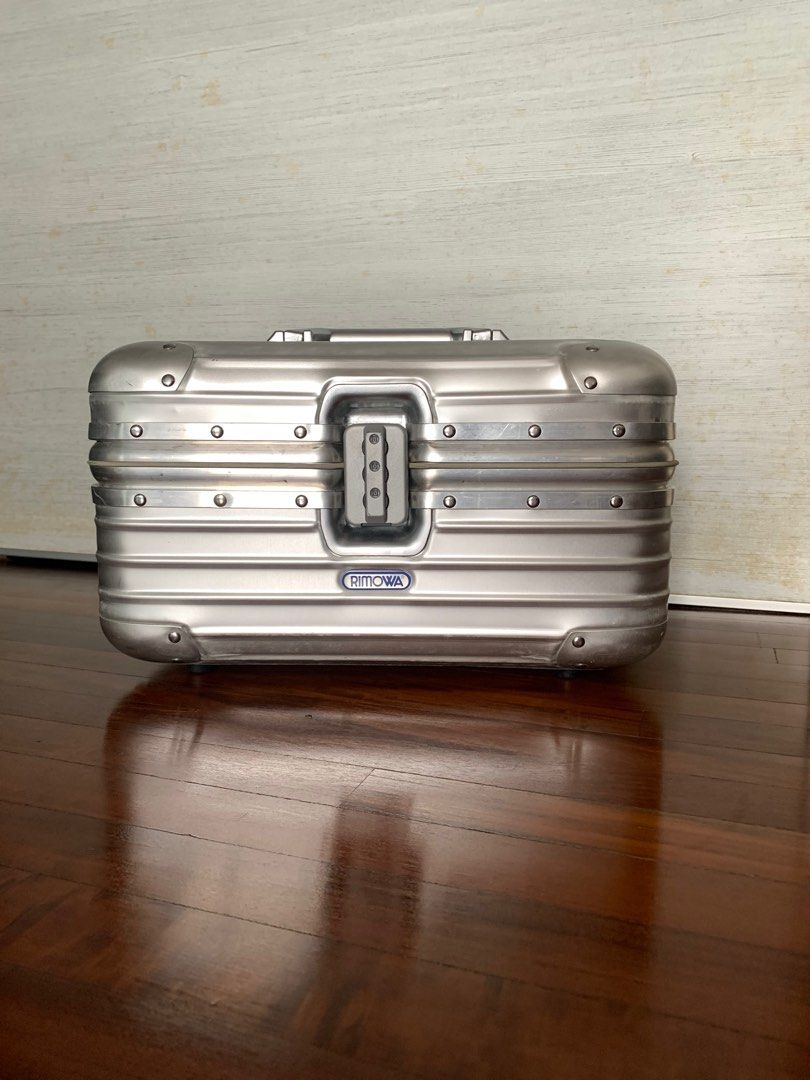 RIMOWA Beauty Makeup TOPAS Rare Hobbies
