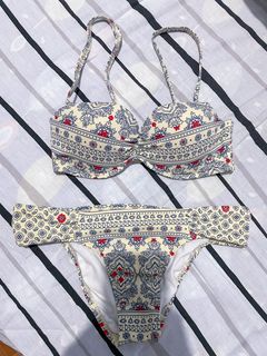 (Category: ) located in . Submitted by pym_shops (Listing ID 1242108625, Image 1). Description: .