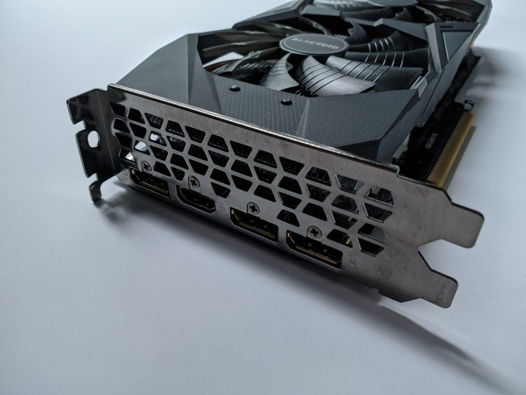 Gtx 1080 ti rtx 2060 super top