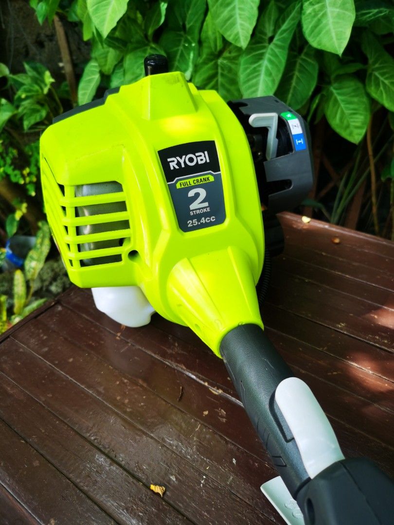 Ryobi grass cutter, Commercial & Industrial, Construction Tools