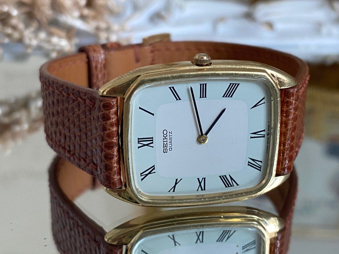 Seiko vintage square on sale watch