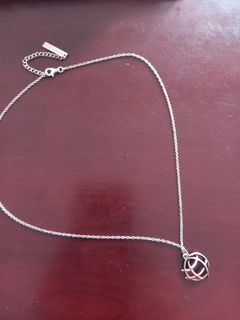 (Category: ) located in . Submitted by gloriousgoods (Listing ID 1242149592, Image 1). Description: .