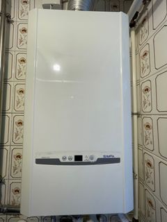 （分類：）位於 。 由 lohebeve 提交（商品編號 1242060537，圖片 1）。簡介： 。