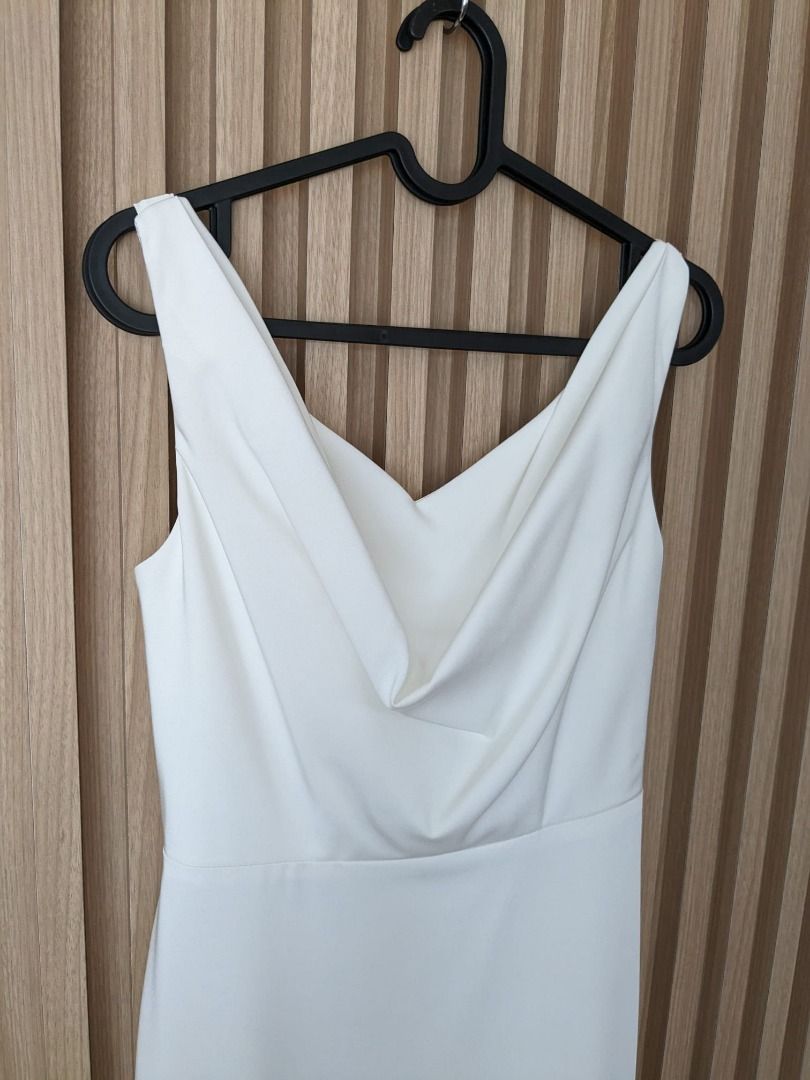 Simple Elegant White Wedding Gown Women s Fashion Dresses