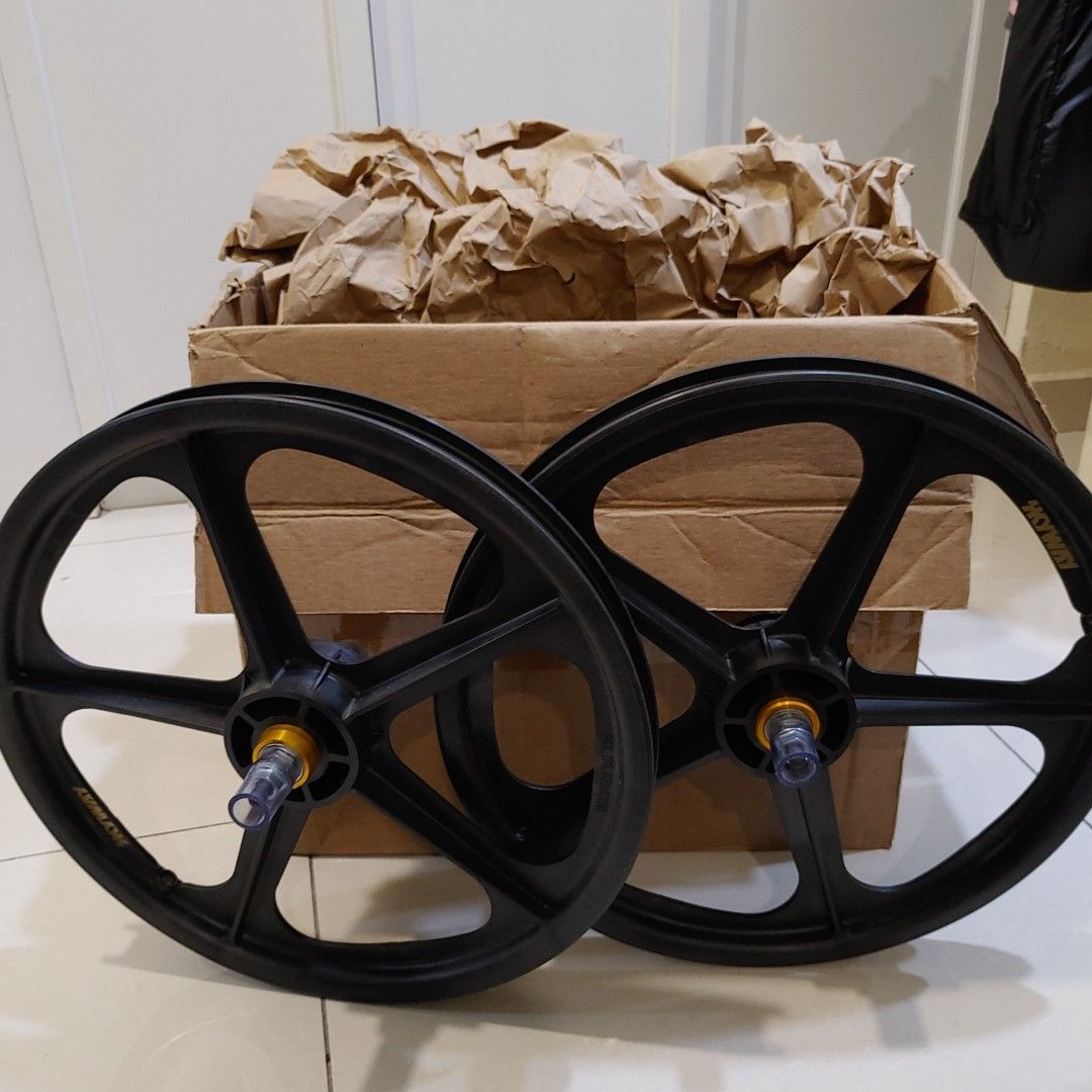 Skyway graphite tuff cheap wheels for sale